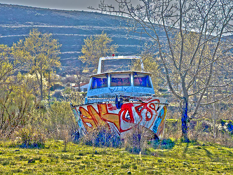 Barco Embalse Maidevera (HDR)